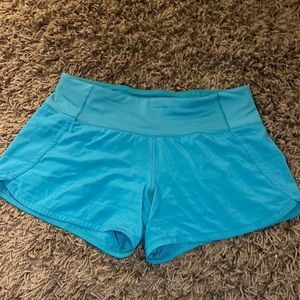 Lululemon athletic short size 6